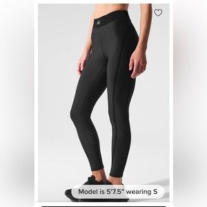 ALO Yoga Airlift High Waisted 7/8 Line Up Black Leggings Size S *Black Pair Only